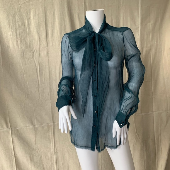 Marc Jacobs Tops - Marc Jacobs silk gathered sleeve blouse